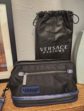Versace Parfums Men's Black and Navy Toiletry Bag Collapsible 10x5.5x5.5 New